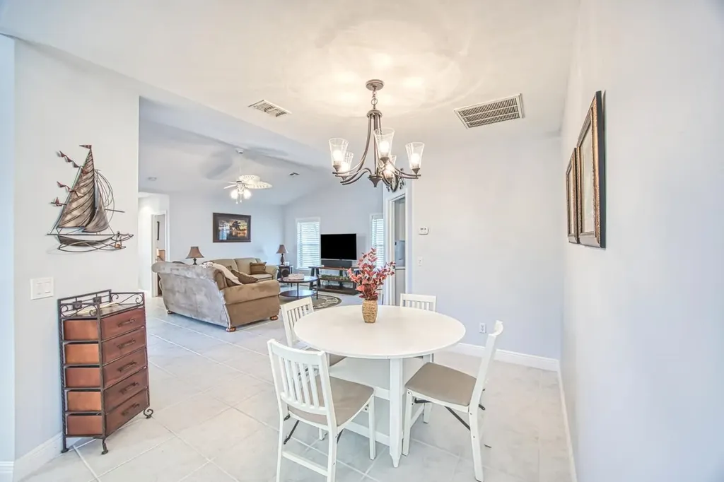 12593 Coconut Creek Court Fort Myers FL 33908