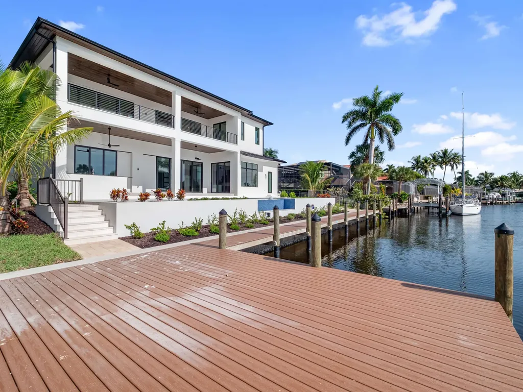 846 Cypress Lake Circle Fort Myers FL 33919