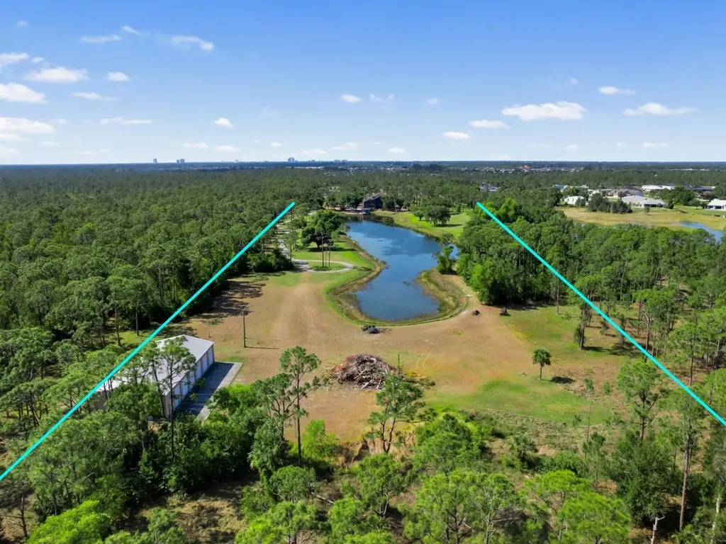 18631 Cessna Drive North Fort Myers FL 33917