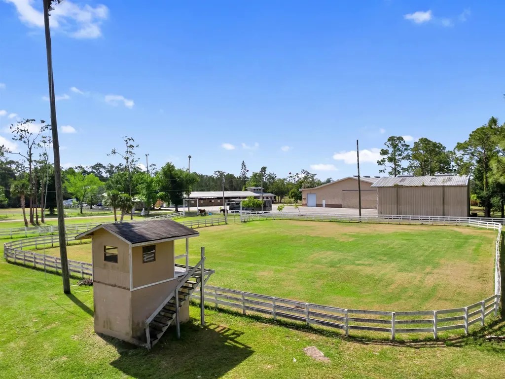 18631 Cessna Drive North Fort Myers FL 33917