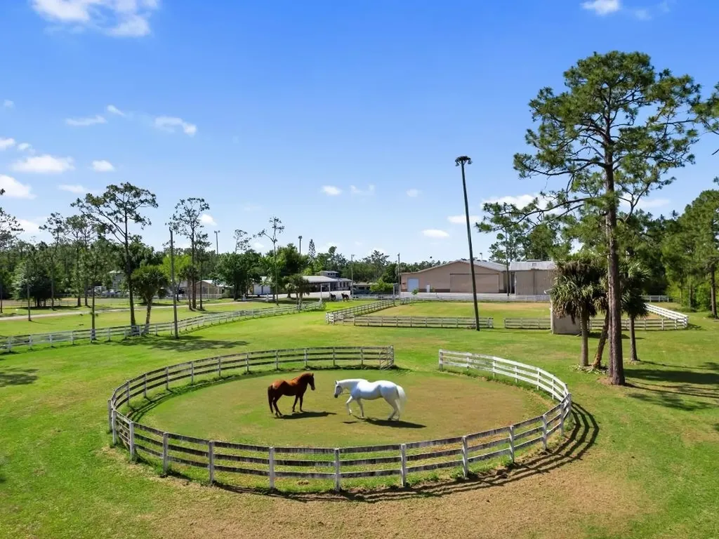 18631 Cessna Drive North Fort Myers FL 33917