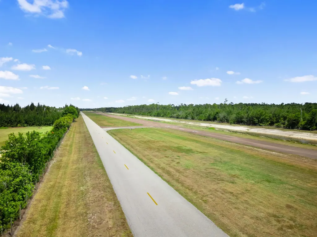 18631 Cessna Drive North Fort Myers FL 33917