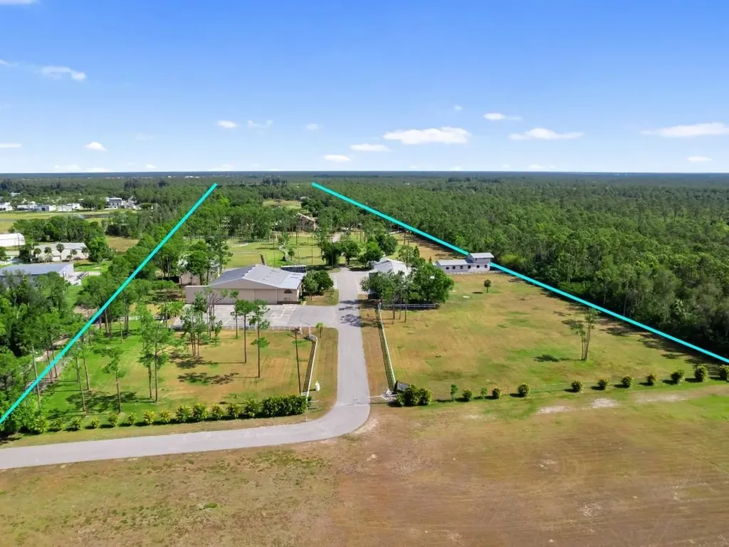 18631 Cessna Drive North Fort Myers FL 33917