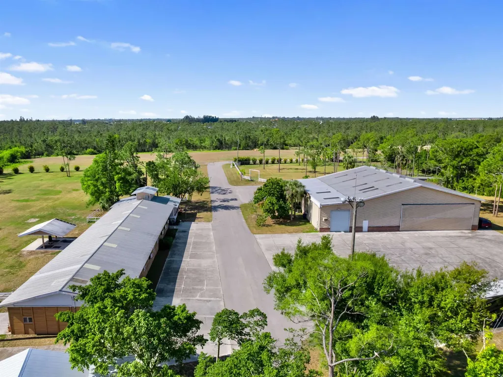 18631 Cessna Drive North Fort Myers FL 33917