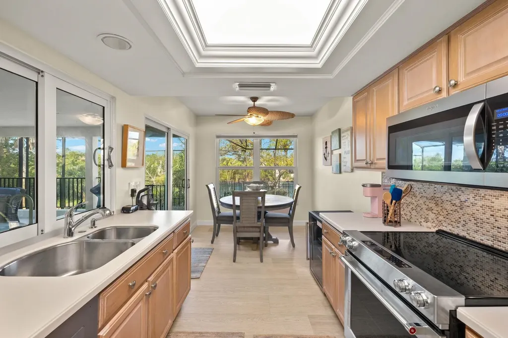 1283 Par View Drive Sanibel FL 33957