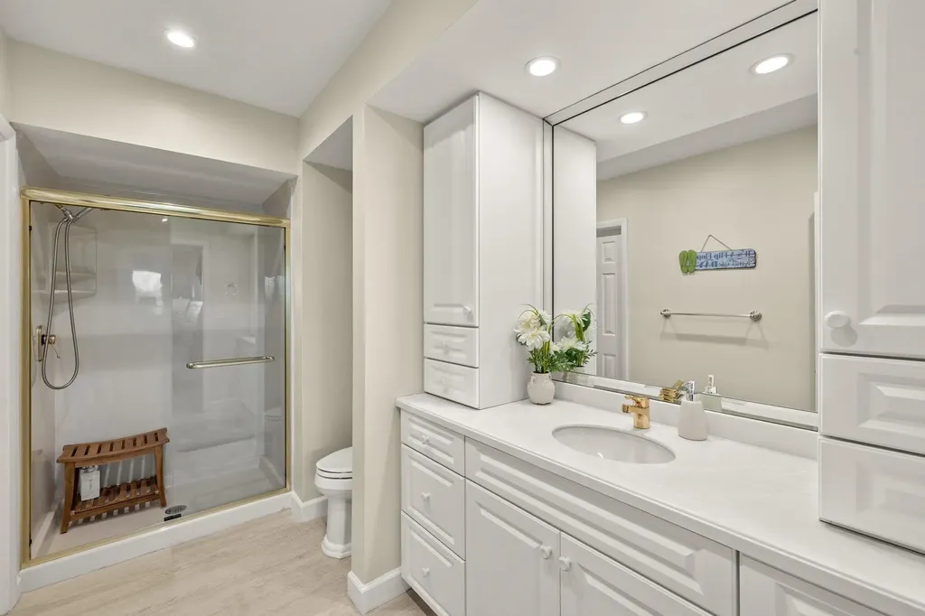 1283 Par View Drive Sanibel FL 33957