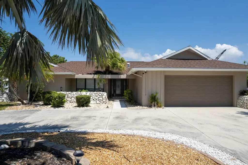 123 Placid Drive Fort Myers FL 33919