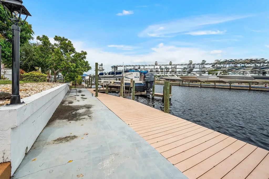 123 Placid Drive Fort Myers FL 33919