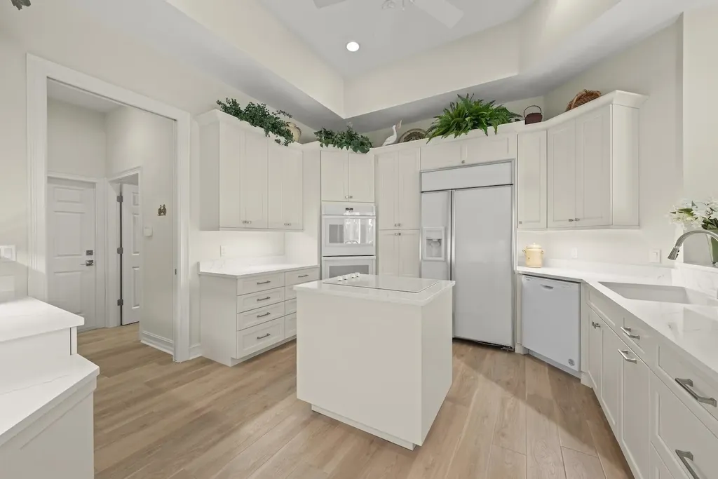 2337 Wulfert Road Sanibel FL 33957