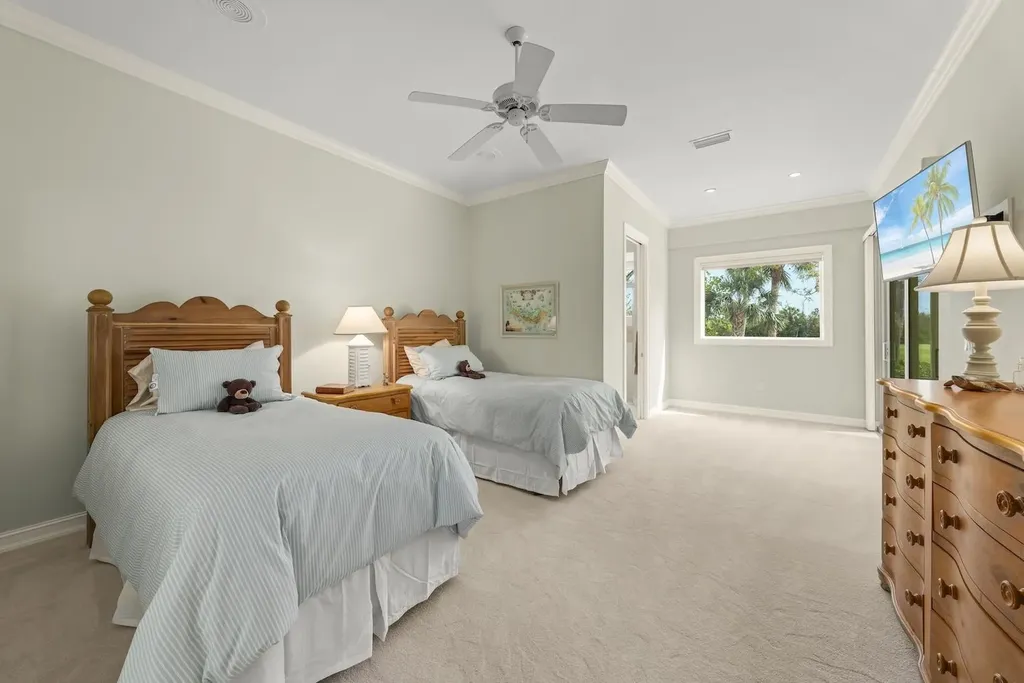 2337 Wulfert Road Sanibel FL 33957