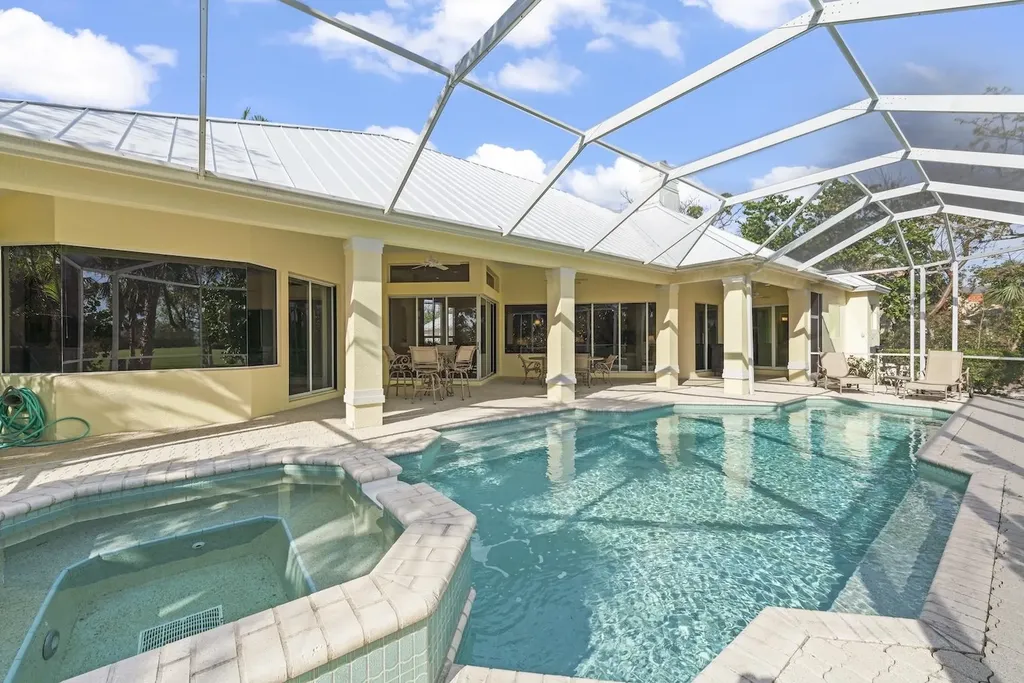 2337 Wulfert Road Sanibel FL 33957