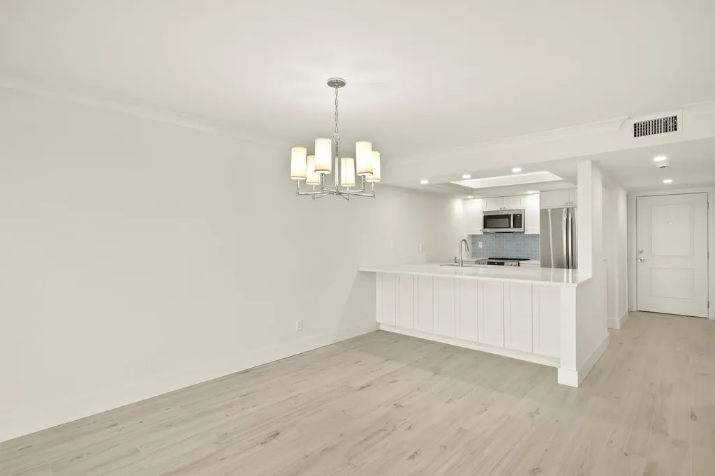 610 Donax Street Sanibel FL 33957