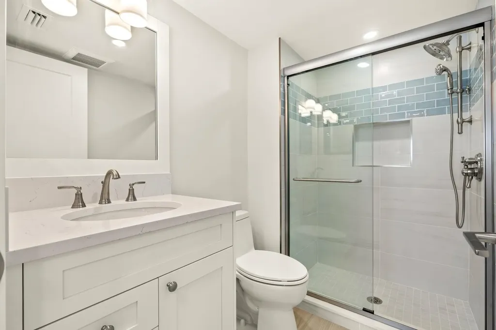 610 Donax Street Sanibel FL 33957