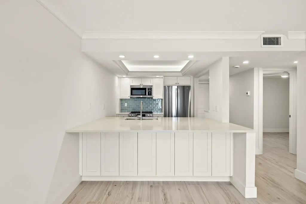 610 Donax Street Sanibel FL 33957