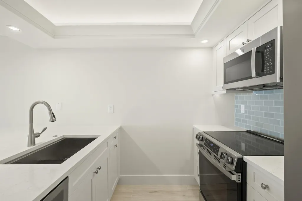 610 Donax Street Sanibel FL 33957