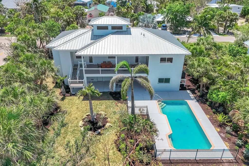 742 Nerita Street Sanibel FL 33957