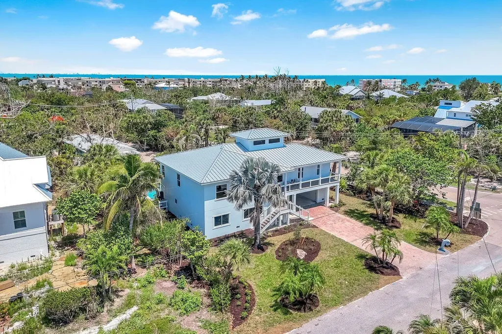 742 Nerita Street Sanibel FL 33957