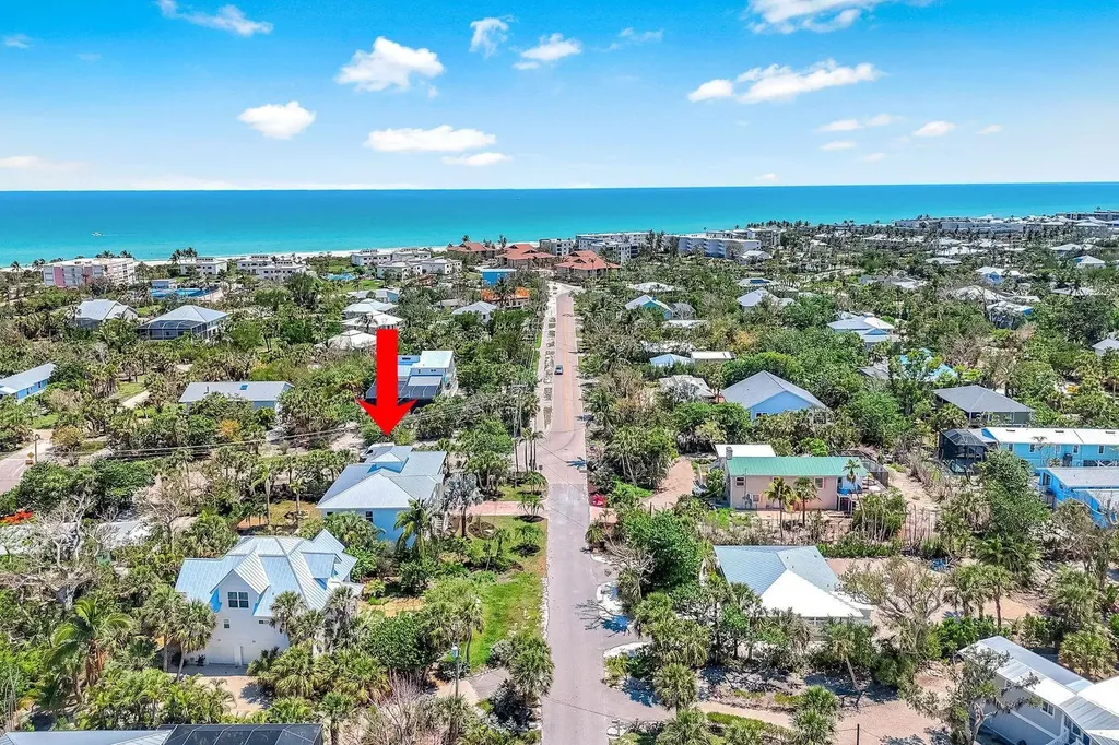 742 Nerita Street Sanibel FL 33957