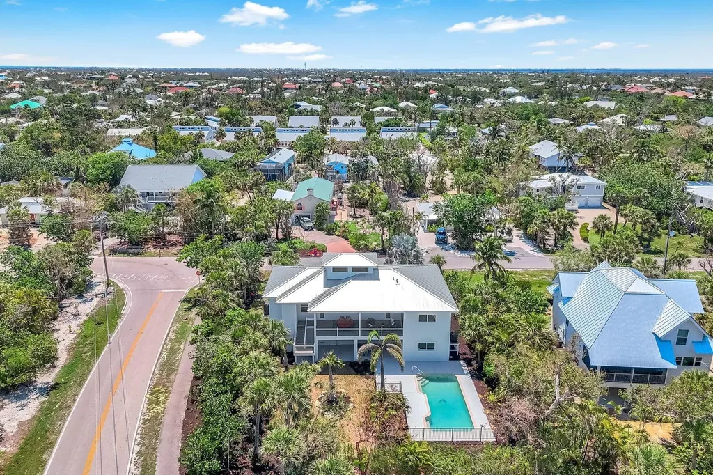 742 Nerita Street Sanibel FL 33957