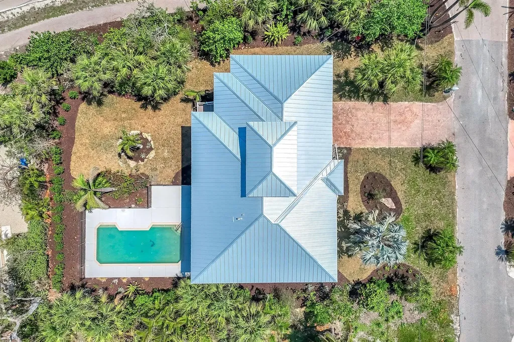 742 Nerita Street Sanibel FL 33957