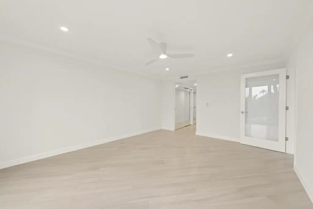 200 Periwinkle Way Sanibel FL 33957