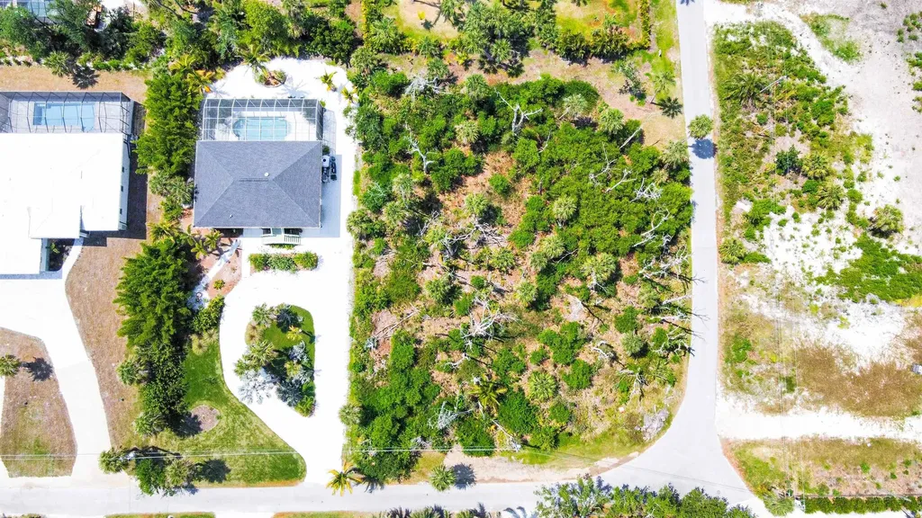 13451 Almond Drive Fort Myers FL 33908