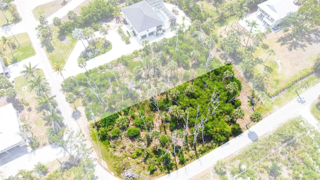 Corner Lot Fort Myers FL 33908