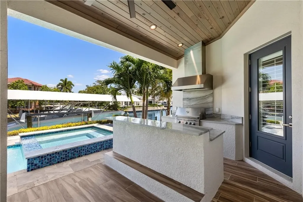 6617 Joanna Circle Fort Myers FL 33919