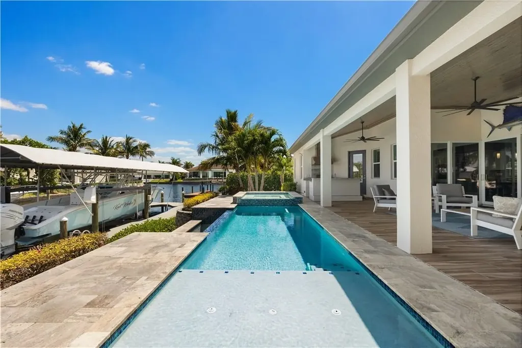 6617 Joanna Circle Fort Myers FL 33919