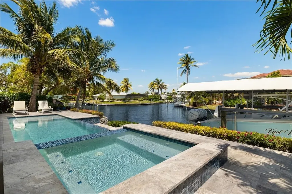 6617 Joanna Circle Fort Myers FL 33919