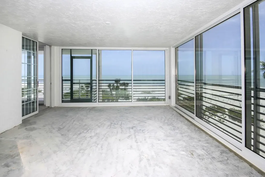 2959 W Gulf Drive Sanibel FL 33957