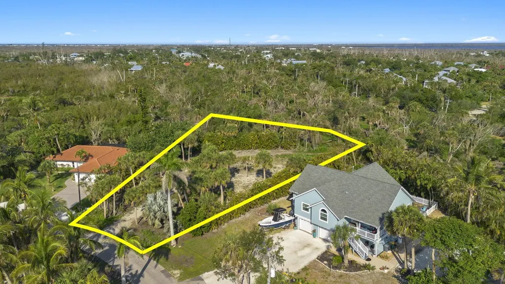 1746 Windward Way Sanibel FL 33957