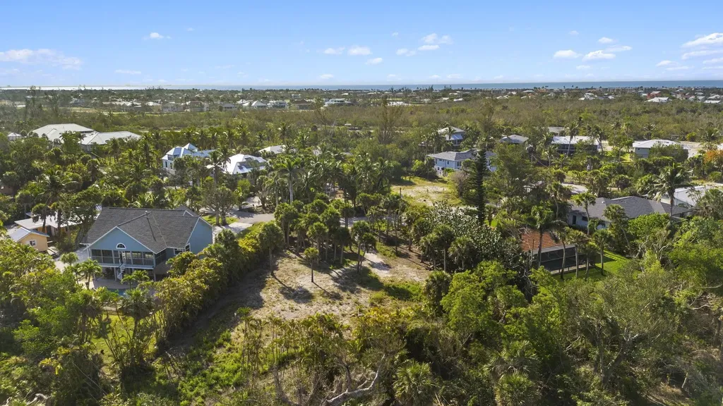 1746 Windward Way Sanibel FL 33957