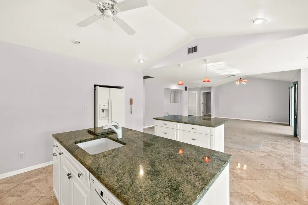 548 Chert Court Sanibel FL 33957