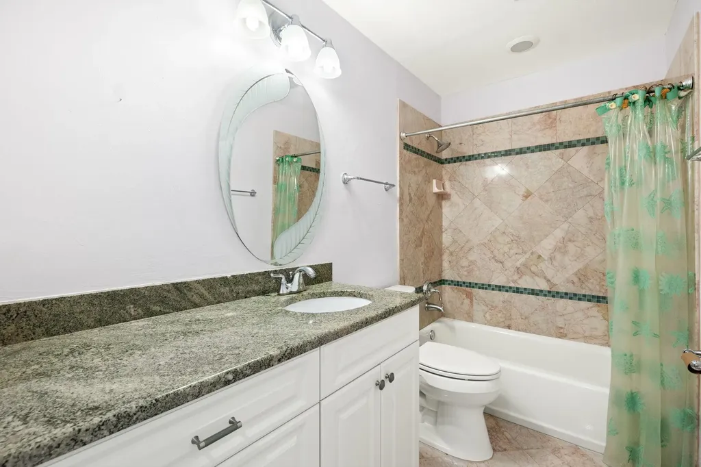 548 Chert Court Sanibel FL 33957