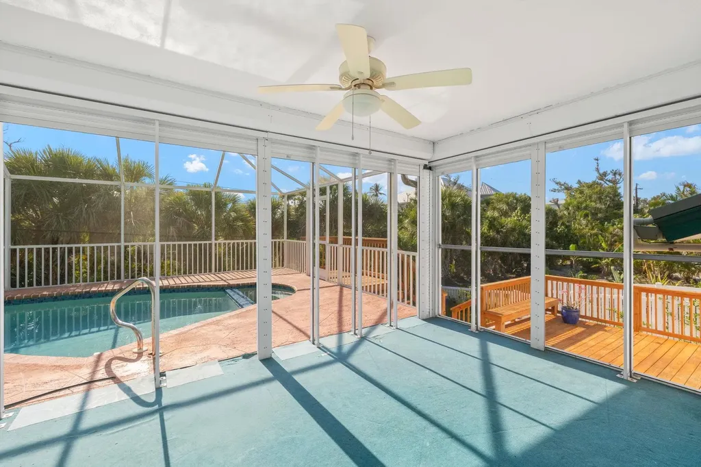548 Chert Court Sanibel FL 33957