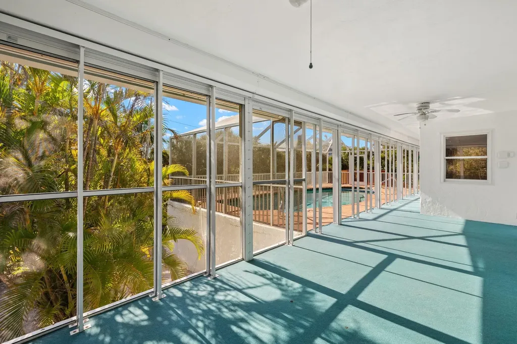 548 Chert Court Sanibel FL 33957