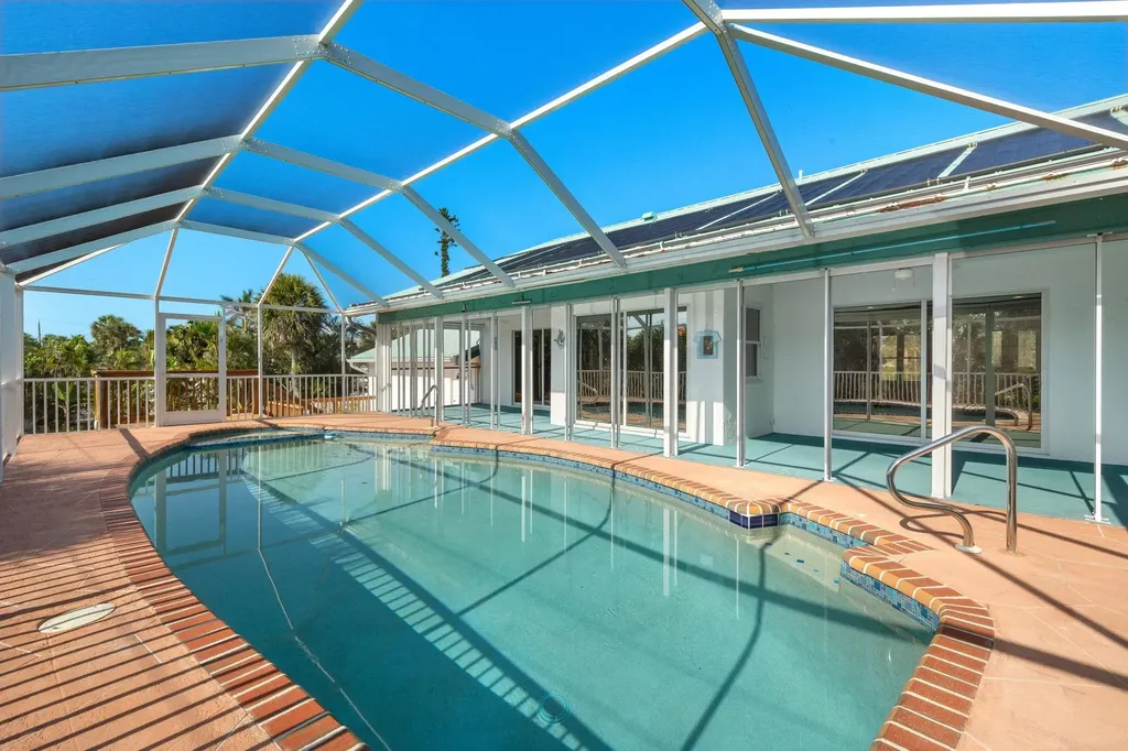 548 Chert Court Sanibel FL 33957