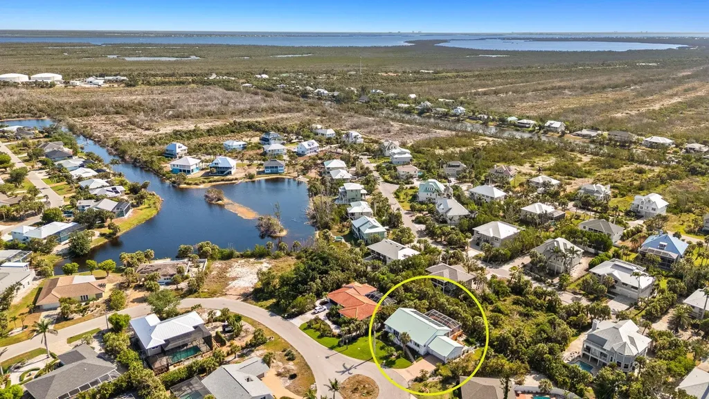 548 Chert Court Sanibel FL 33957