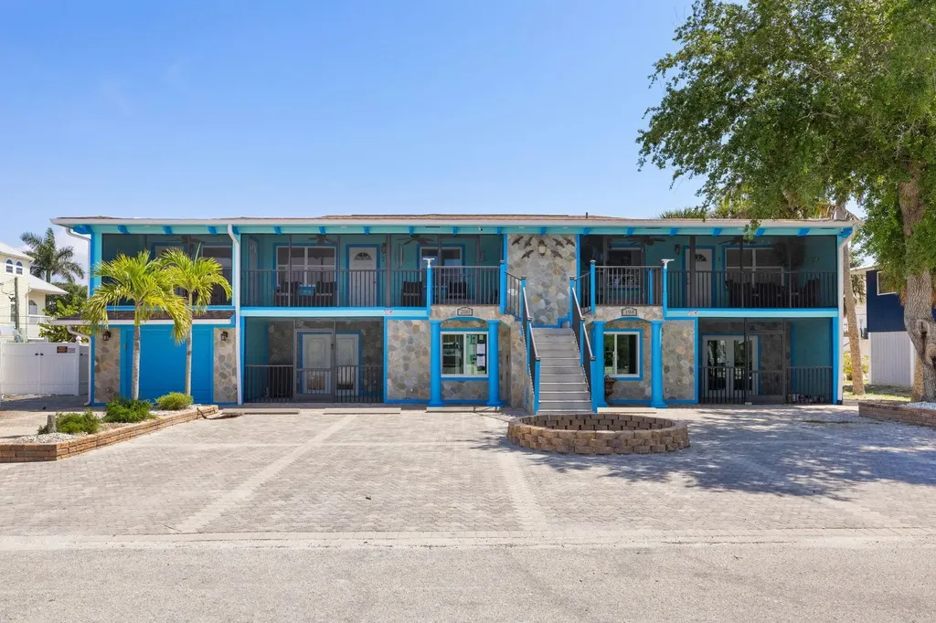 198/200 Anchorage Street Fort Myers Beach FL 33931