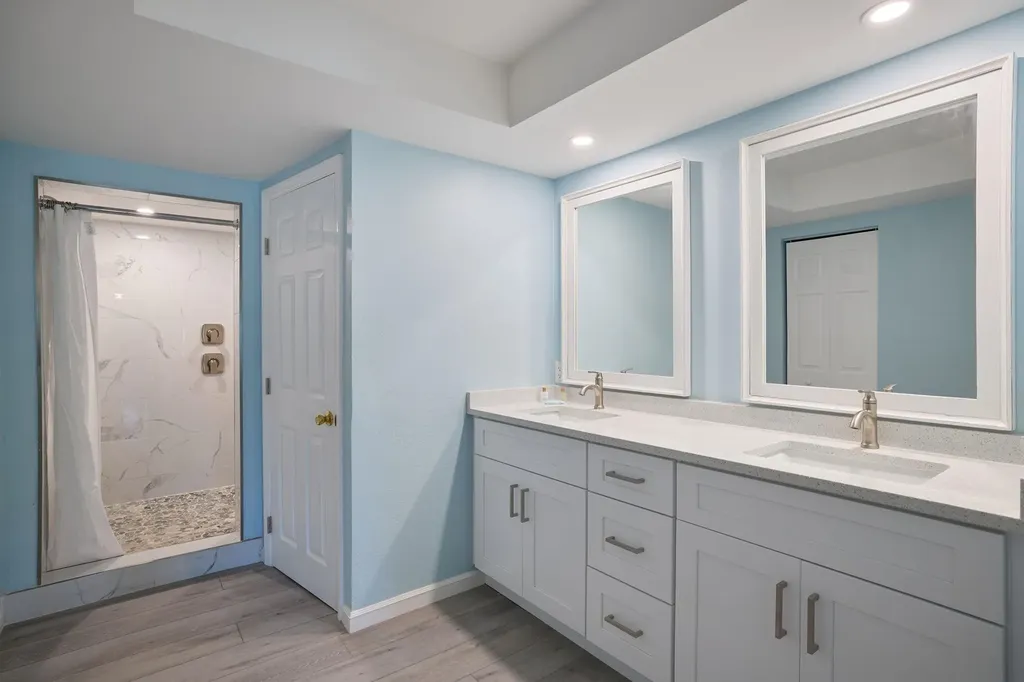 198/200 Anchorage Street Fort Myers Beach FL 33931