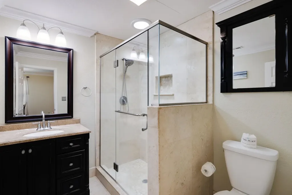 198/200 Anchorage Street Fort Myers Beach FL 33931