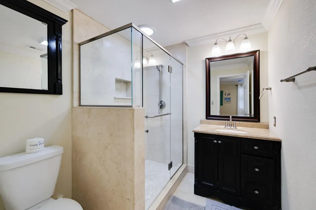 198/200 Anchorage Street Fort Myers Beach FL 33931