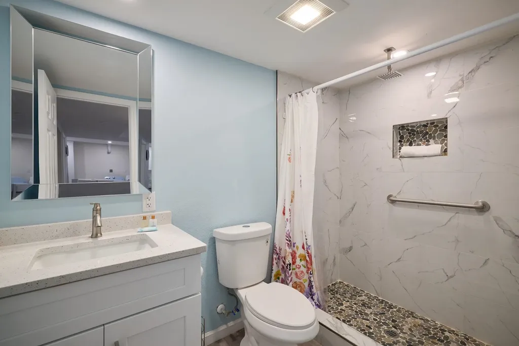 198/200 Anchorage Street Fort Myers Beach FL 33931