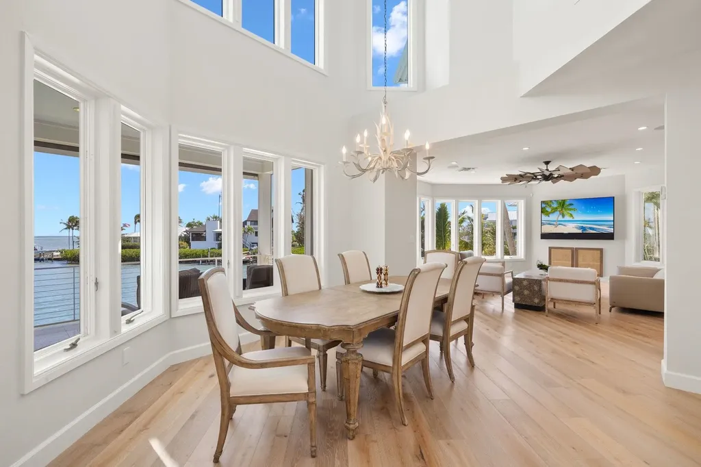 1490 Angel Drive Sanibel FL 33957