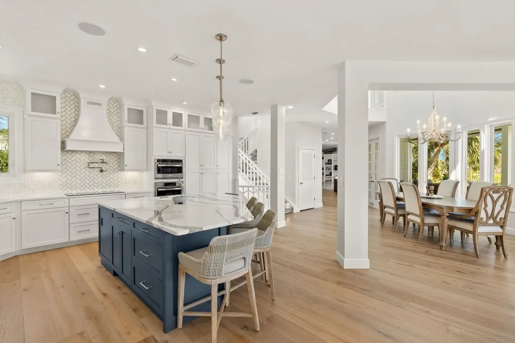 1490 Angel Drive Sanibel FL 33957