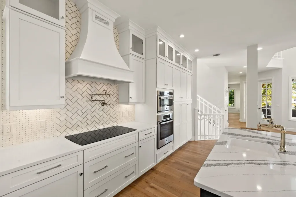 1490 Angel Drive Sanibel FL 33957