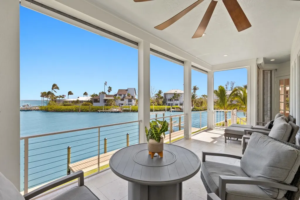 1490 Angel Drive Sanibel FL 33957