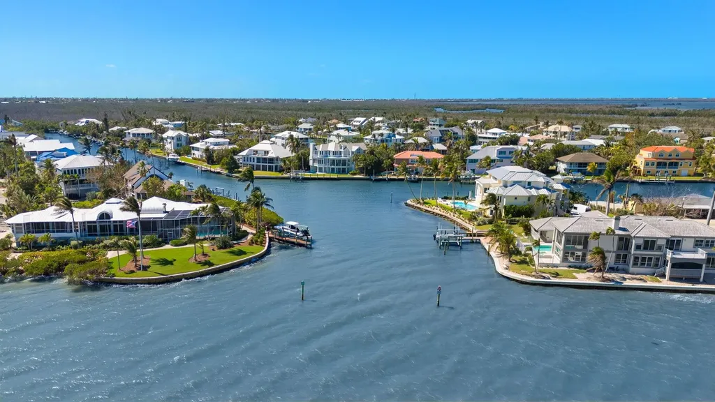 1490 Angel Drive Sanibel FL 33957