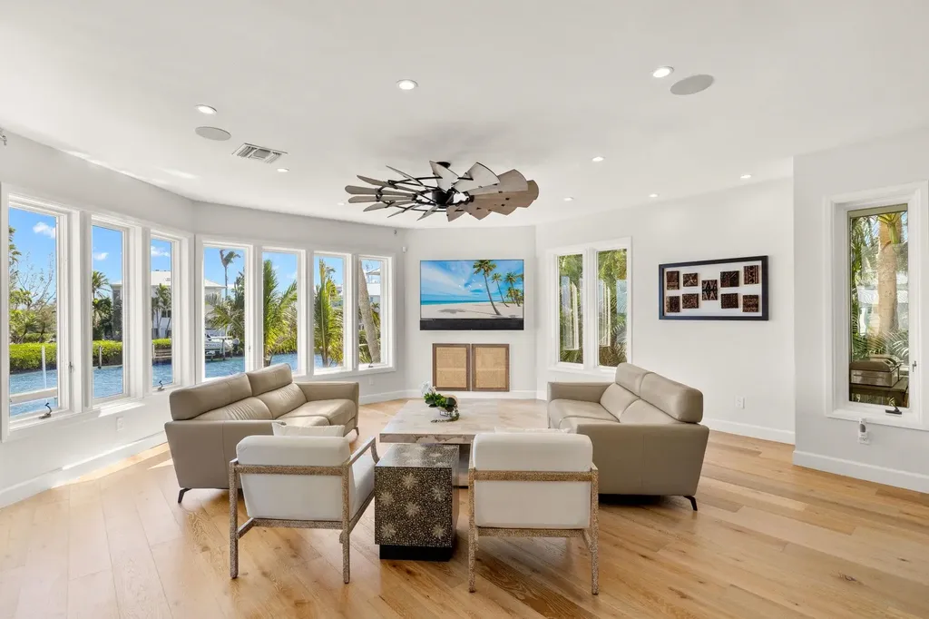 1490 Angel Drive Sanibel FL 33957